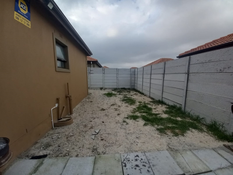 2 Bedroom Property for Sale in Westridge Western Cape